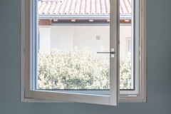 Infissi_moderni_casa_nuova_Marostica_Vicenza_08